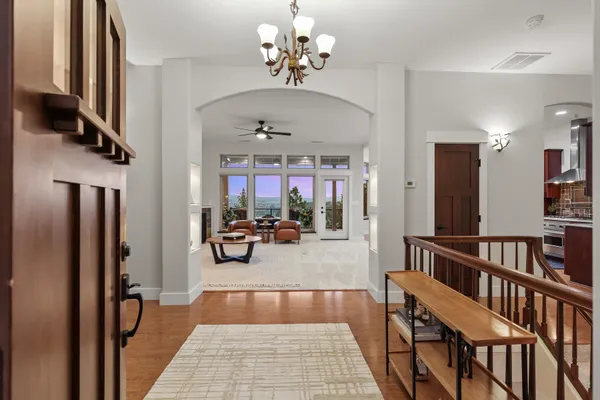 $1,420,000 | 10309 North Lookout View Lane, Newman Lake, WA 99025