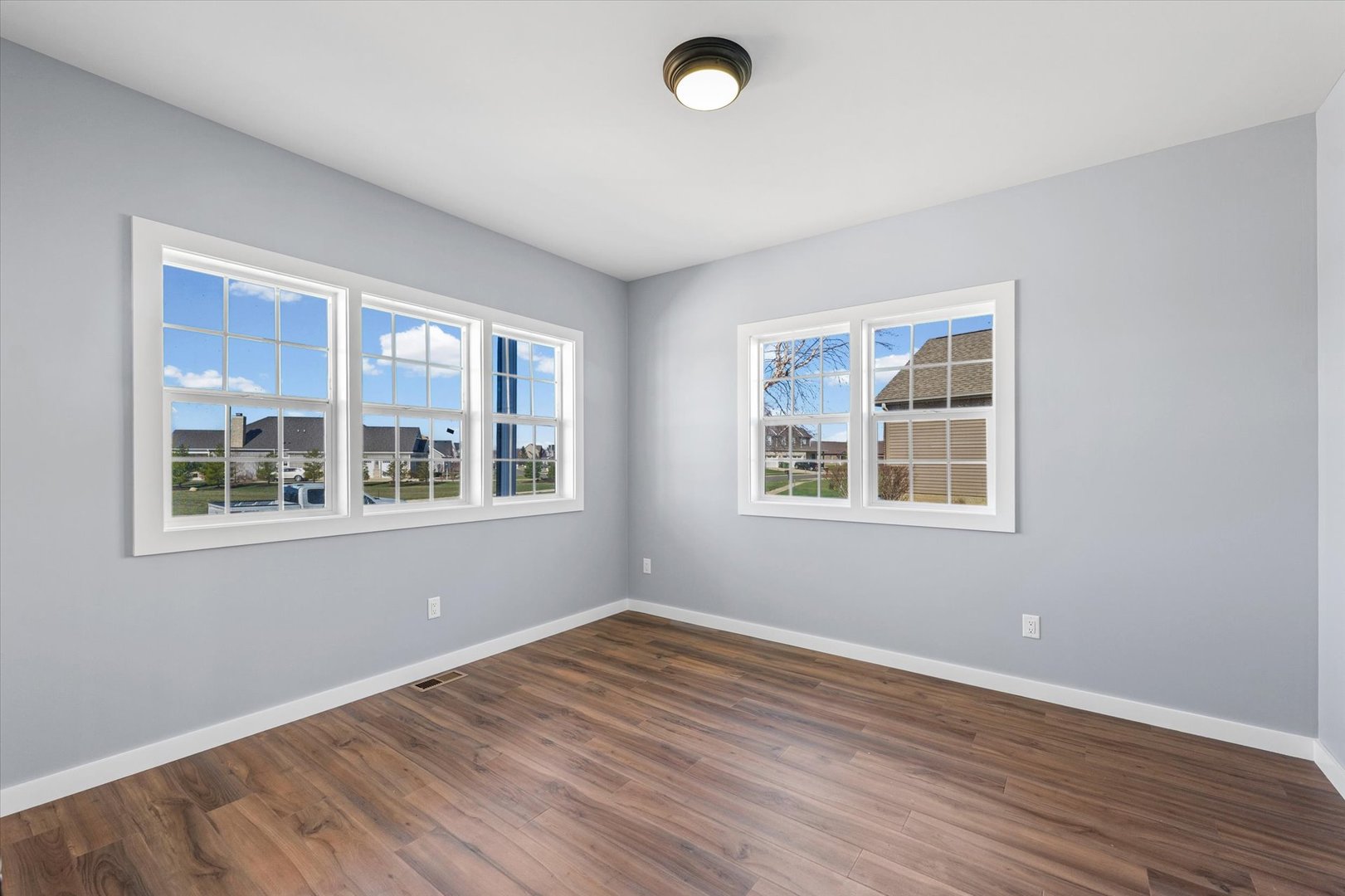 1306 South Roberto Road Mahomet, IL 61853 - Photo 15 of 42
