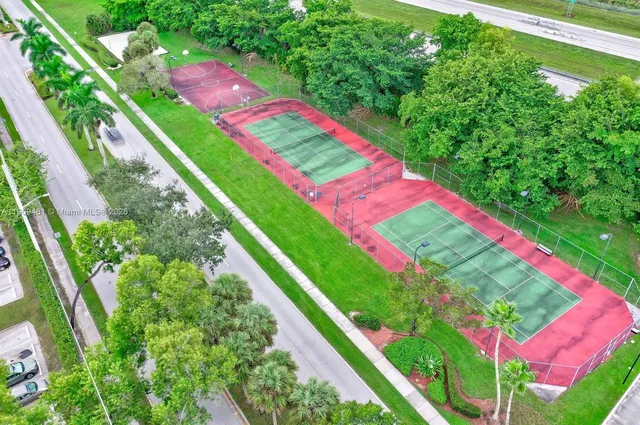 $355,000 | 8040 Sanibel Drive, Unit 8040, Tamarac, FL 33321