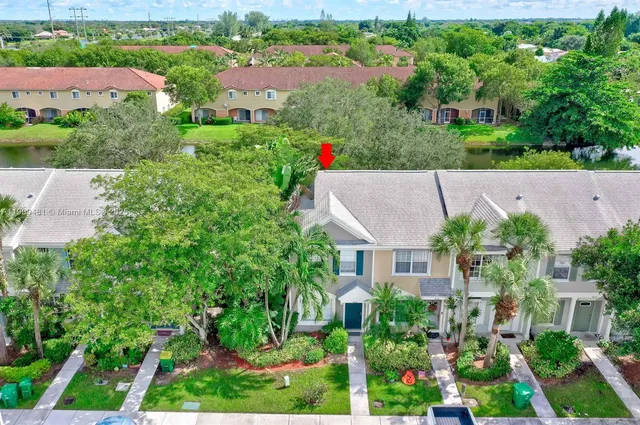 $355,000 | 8040 Sanibel Drive, Unit 8040, Tamarac, FL 33321