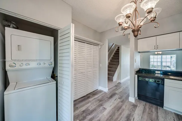 $355,000 | 8040 Sanibel Drive, Unit 8040, Tamarac, FL 33321