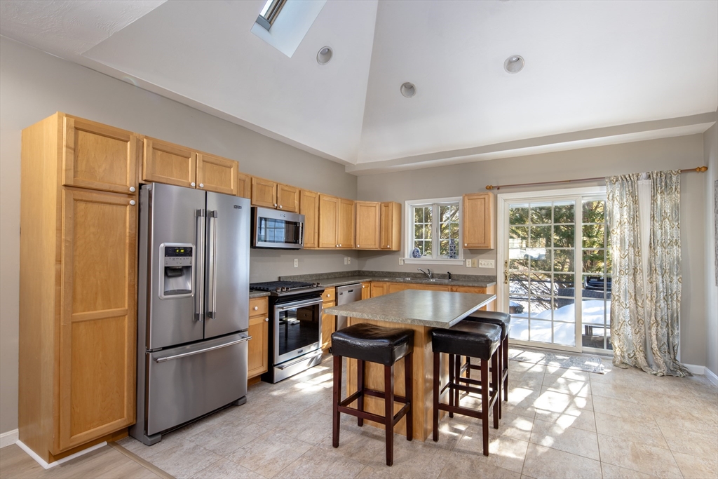 52 County Road, Unit 9 Mattapoisett, MA 02739 - Photo 9 of 23 Gallery Image 9
