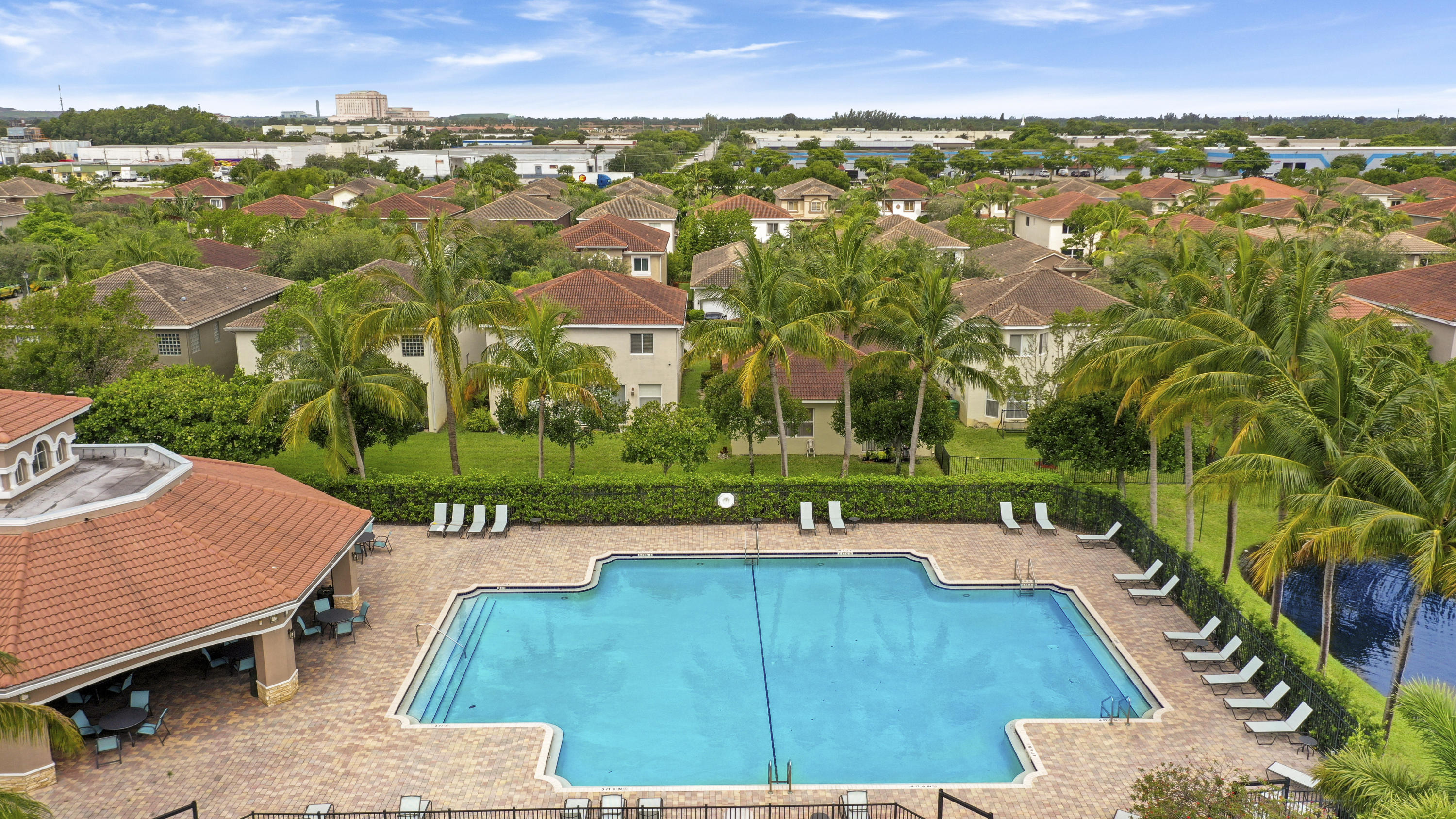 3111 Laurel Ridge Circle Riviera Beach, FL 33404 - Photo 27 of 30 Community pool