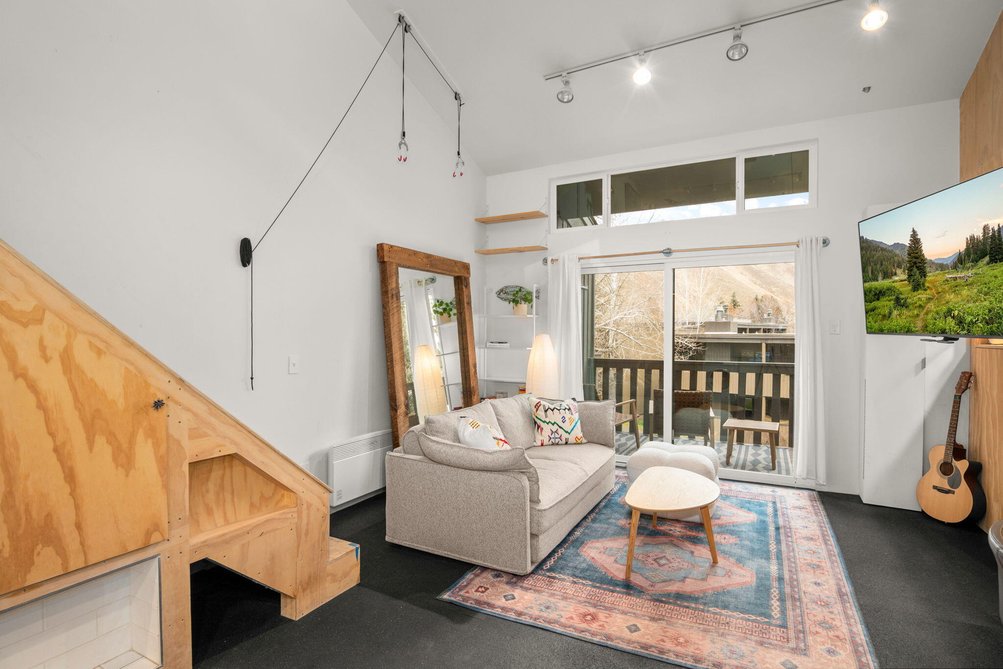 104 Jane Lane, Unit 10 Ketchum, ID 83340 - Photo 3 of 14 Living Room