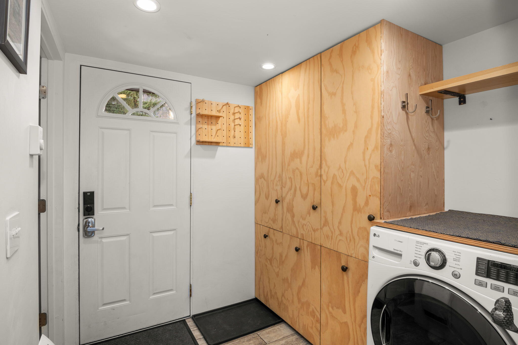 104 Jane Lane, Unit 10 Ketchum, ID 83340 - Photo 6 of 14 Entry