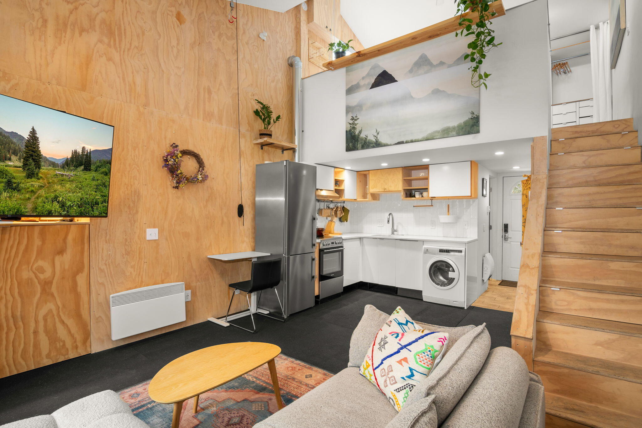 104 Jane Lane, Unit 10 Ketchum, ID 83340 - Photo 7 of 14 Living Room/Kitchen