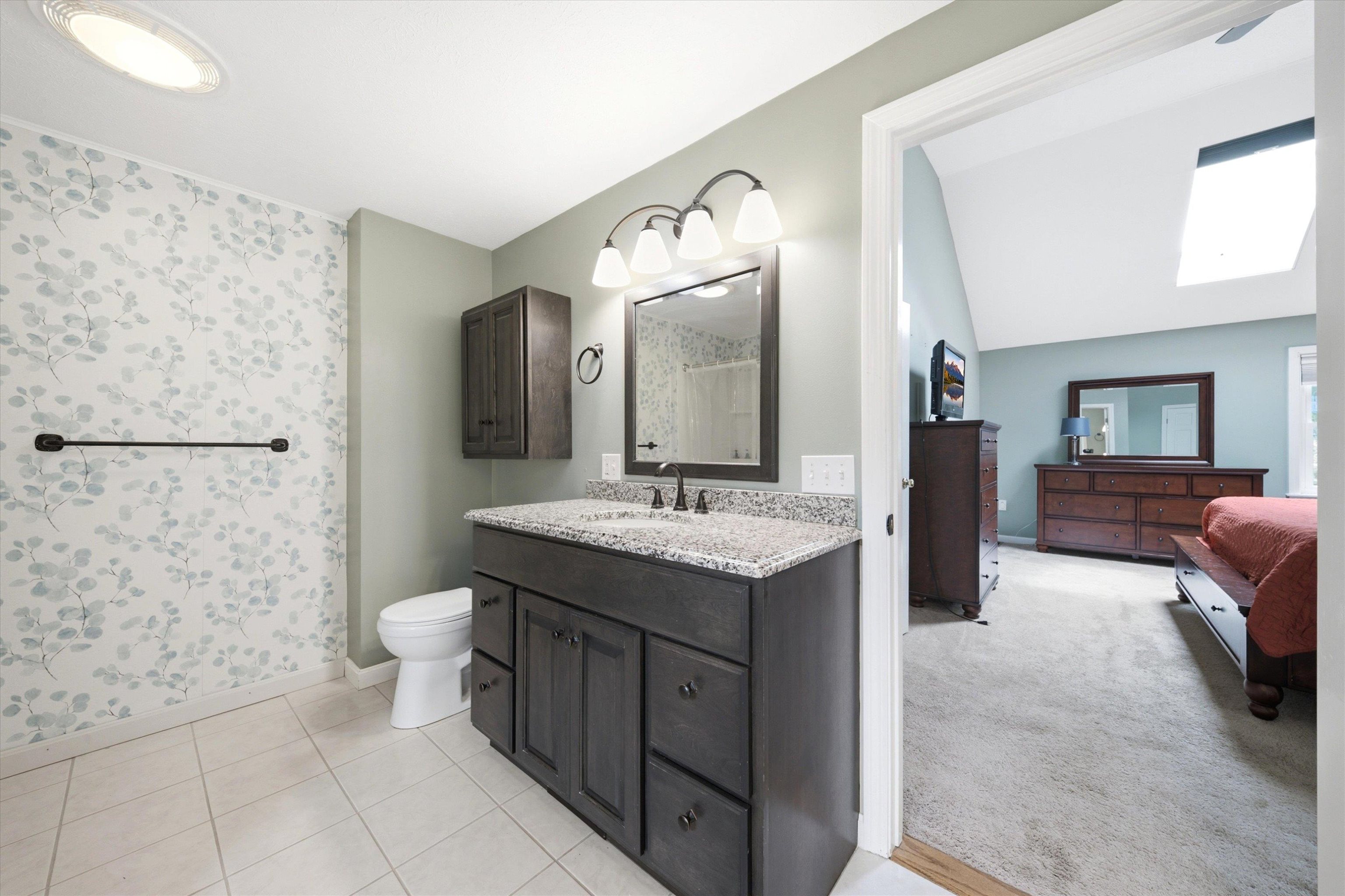 11 Hammar Road Nashua, NH 03062 - Photo 21 of 43