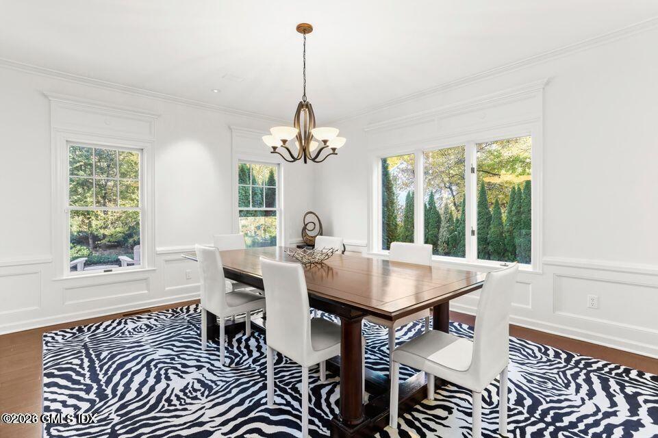 26 Round Hill Road Greenwich, CT 06831 - Photo 5 of 19 Formal Dining Room