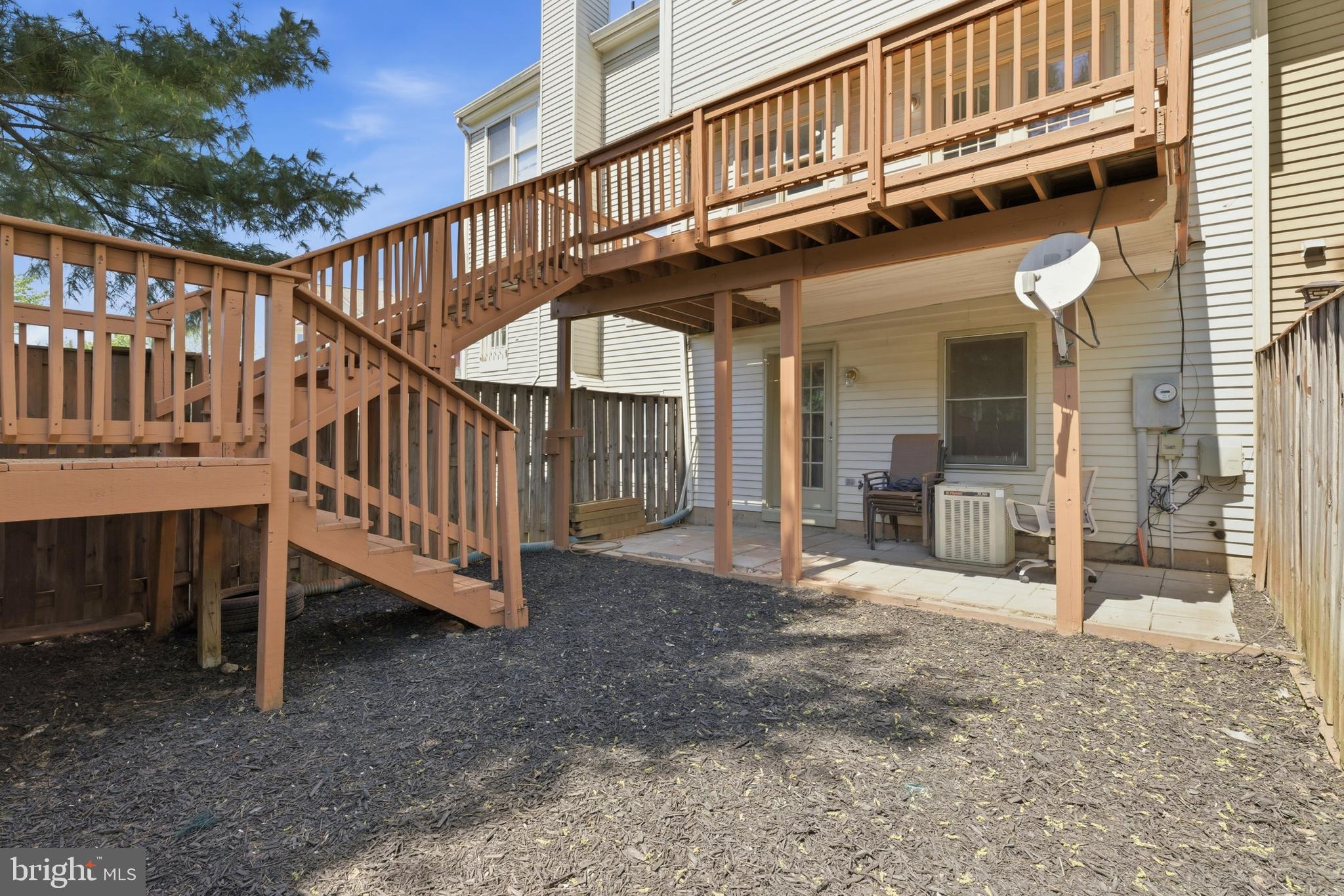 7635 Monitor Court Manassas, VA 20109 - Photo 35 of 46 a view of entryway with a yard