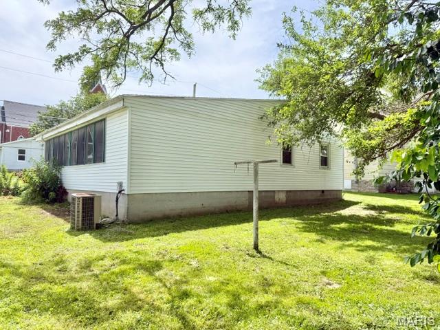 311 South Lane Street Palmyra, MO 63461 - Photo 4 of 21