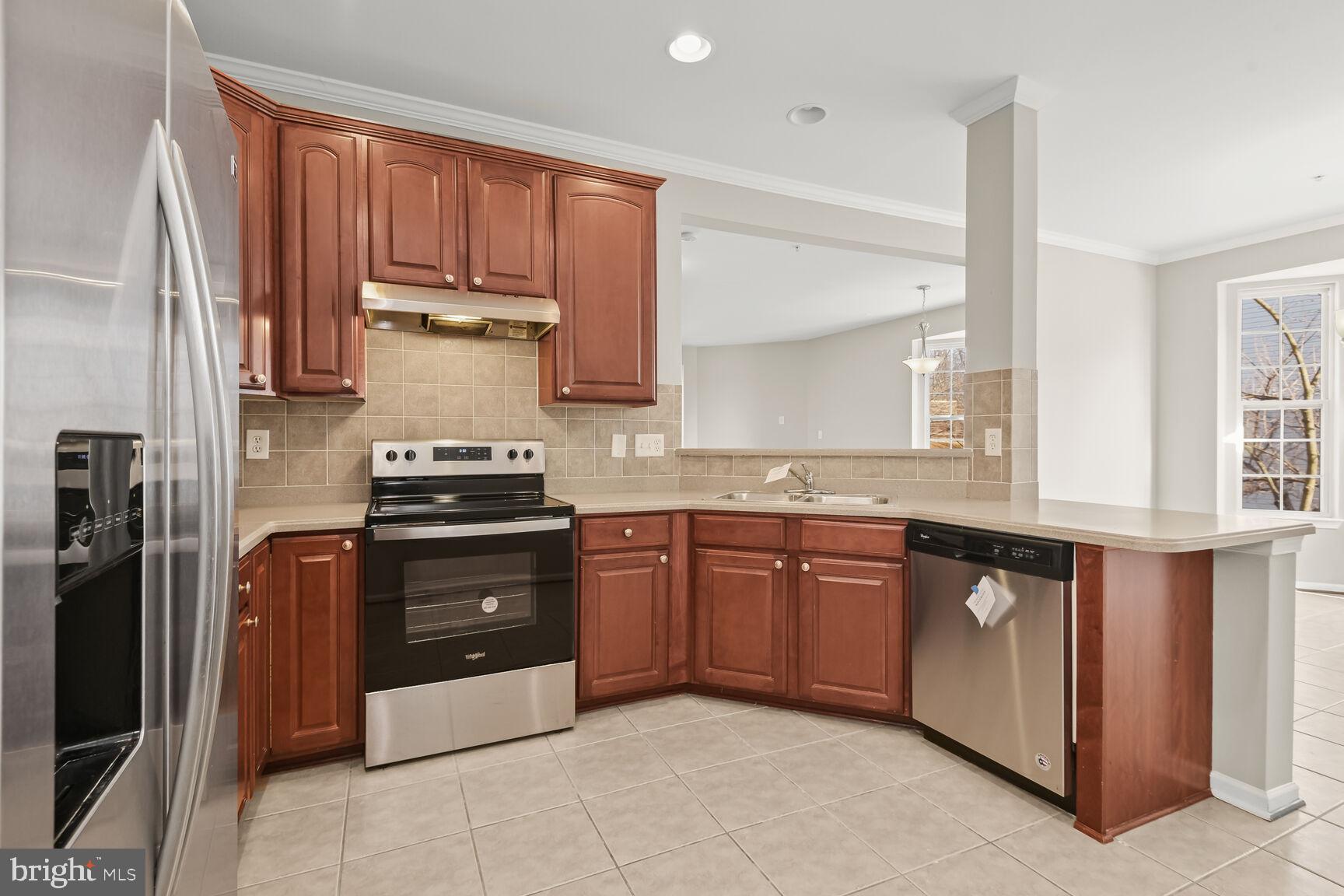 7175 Water Oak Road, Unit 236 Elkridge, MD 21075 - Photo 11 of 26 Kitchen