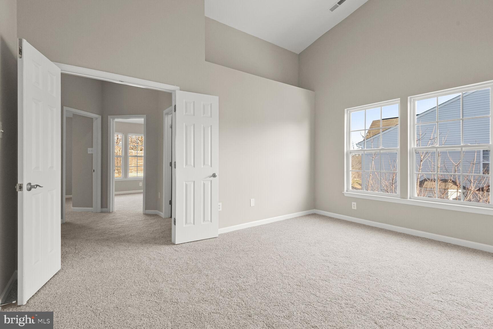 7175 Water Oak Road, Unit 236 Elkridge, MD 21075 - Photo 14 of 26 Primary Bedroom