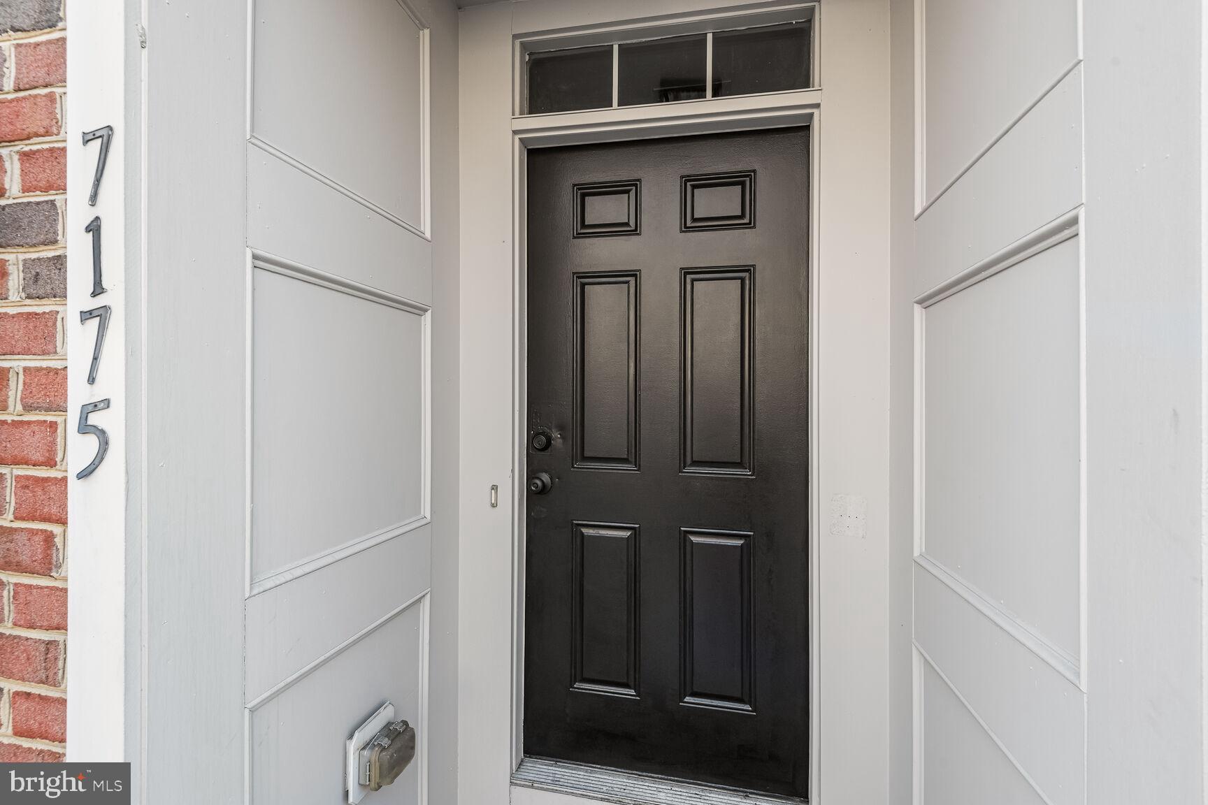 7175 Water Oak Road, Unit 236 Elkridge, MD 21075 - Photo 2 of 26 Front Door
