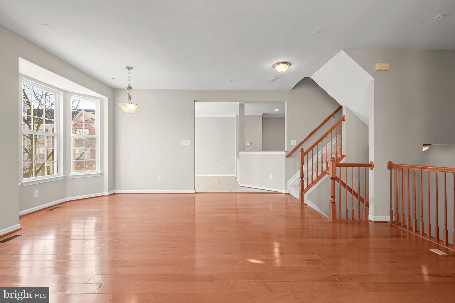 7175 Water Oak Road, Unit 236 Elkridge, MD 21075 - Photo 6 of 26 Open Floor Concept