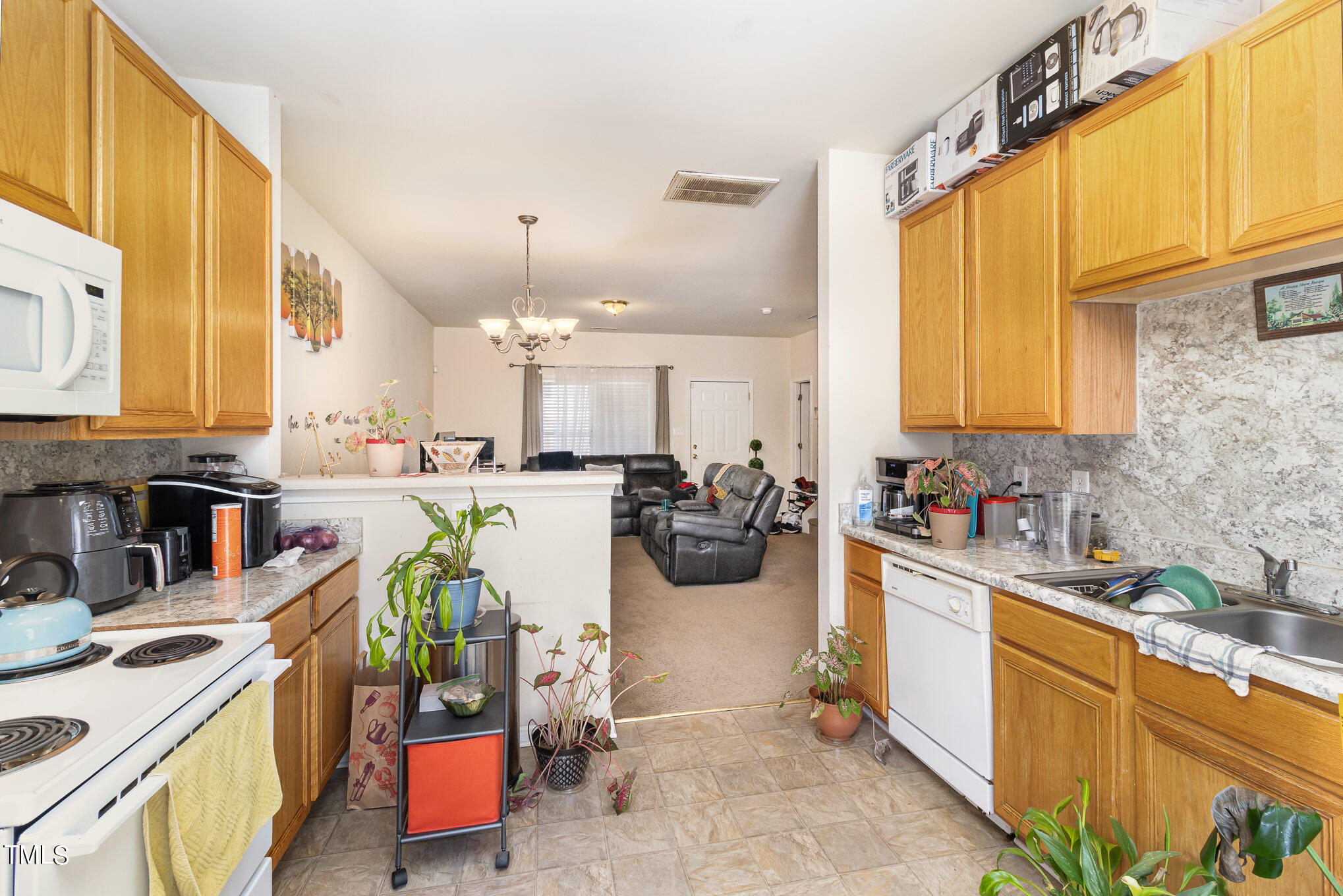 4620 Punjab Street Raleigh, NC 27604 - Photo 5 of 18 007_img_0271-edit