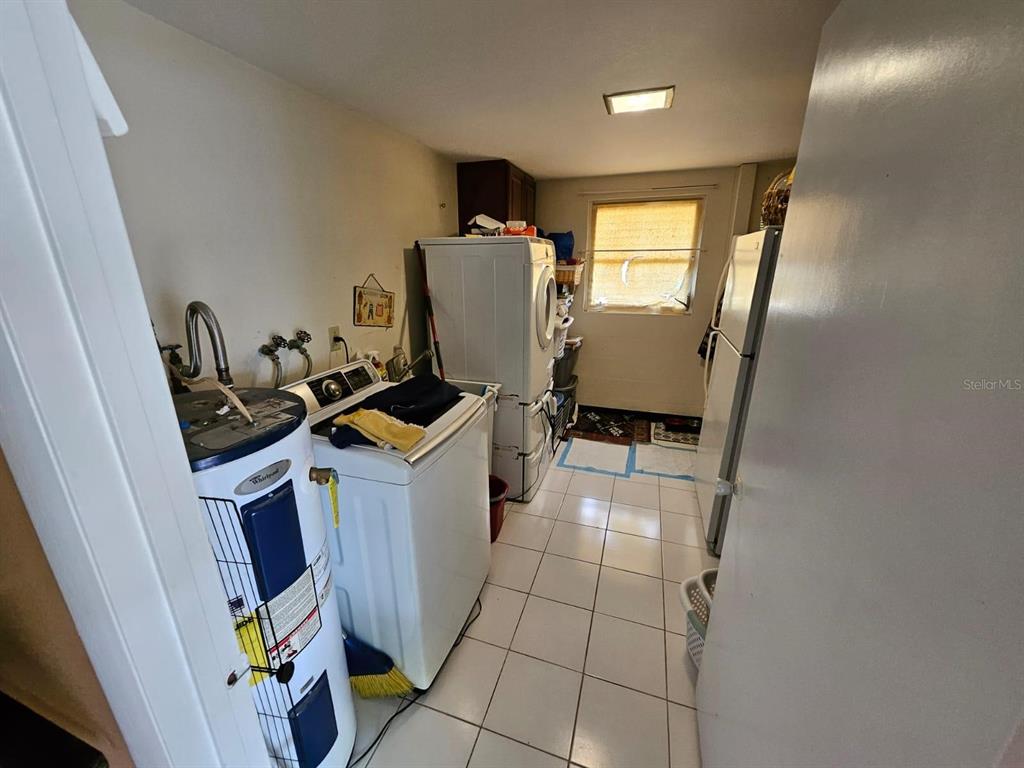 1041 Porpoise Road Venice, FL 34293 - Photo 21 of 38 Gallery Image 21