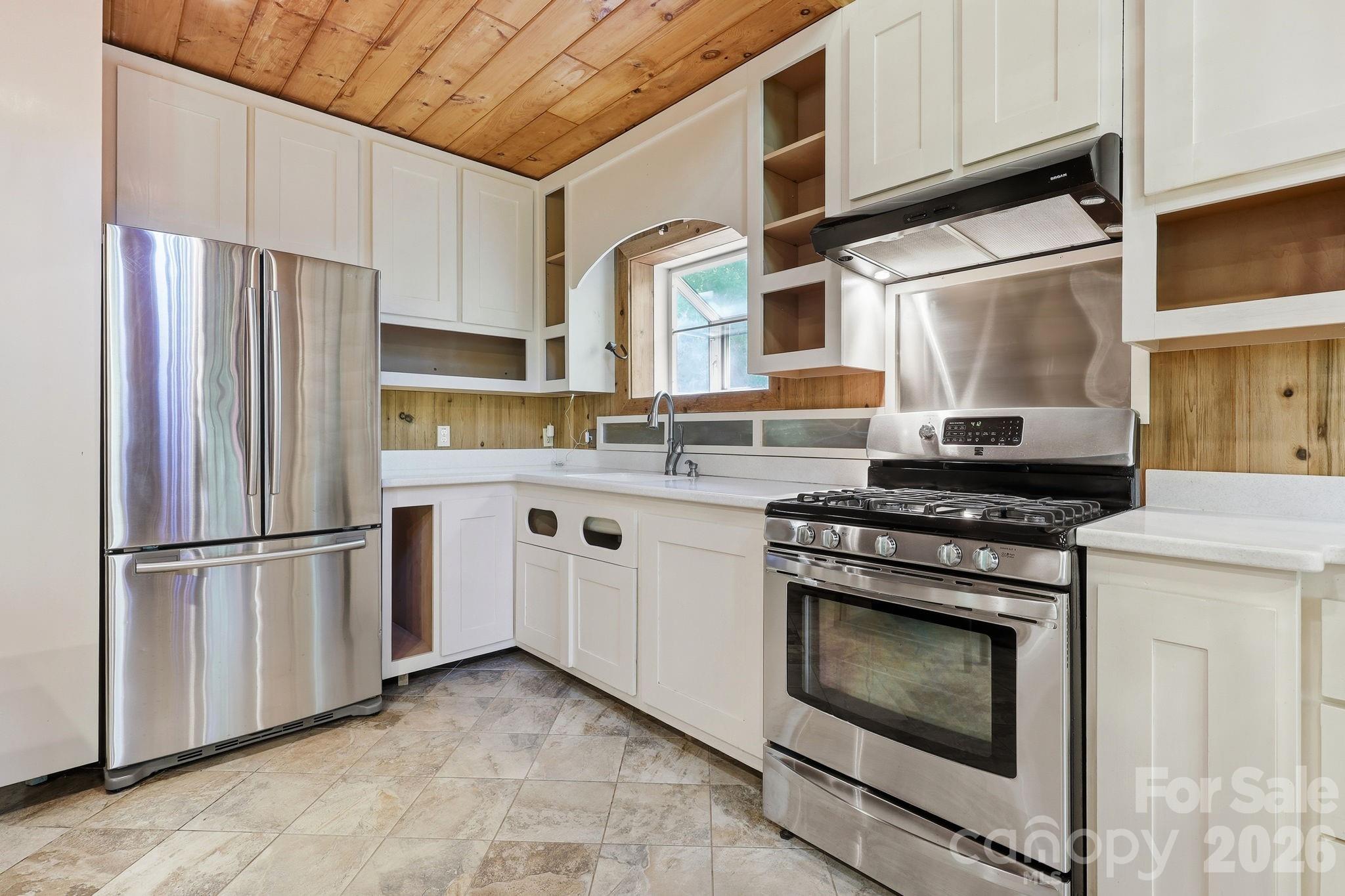 98 Sparkling Springs Road Fairview, NC 28730 - Photo 11 of 48