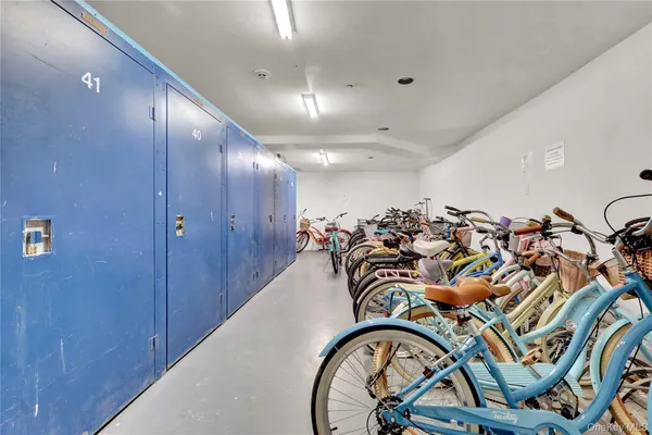 $2,800 | 25 West Broadway, Unit 110, Long Beach, NY 11561