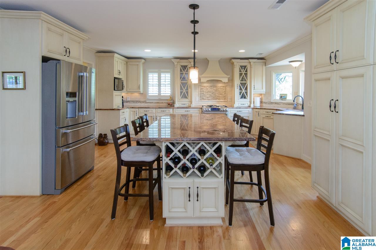 3649 Crestside Road Birmingham, AL 35223 - Photo 12 of 50