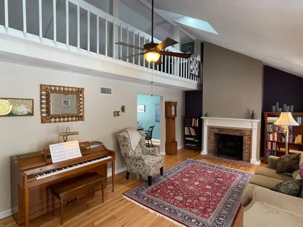 $365,000 | 14 Colonial Square, Unit 14, Peterborough, NH 03458