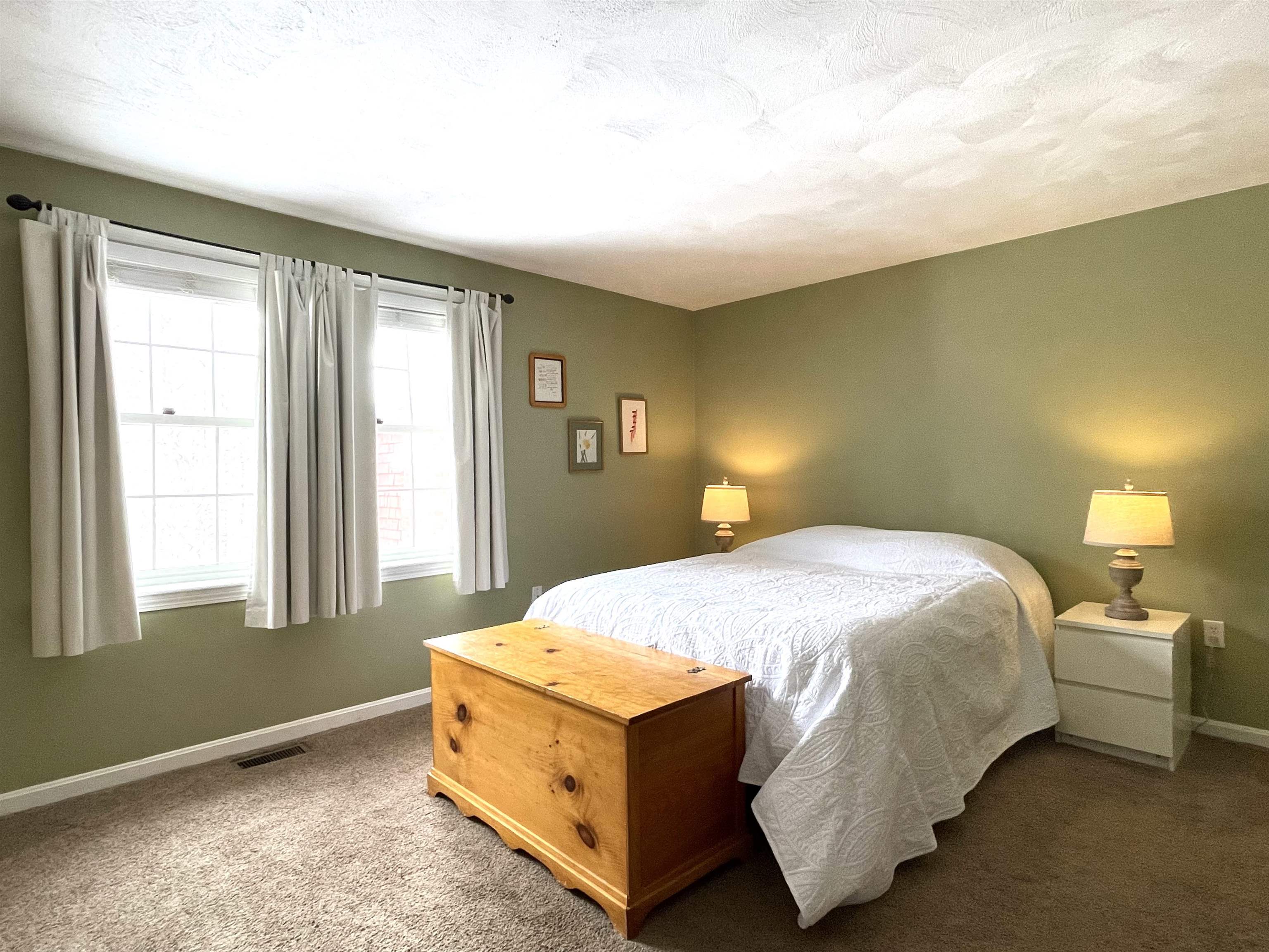 14 Colonial Square, Unit 14 Peterborough, NH 03458 - Photo 26 of 47