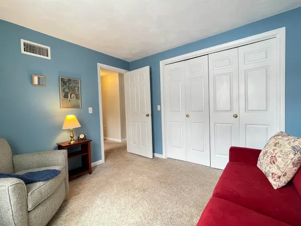 $365,000 | 14 Colonial Square, Unit 14, Peterborough, NH 03458
