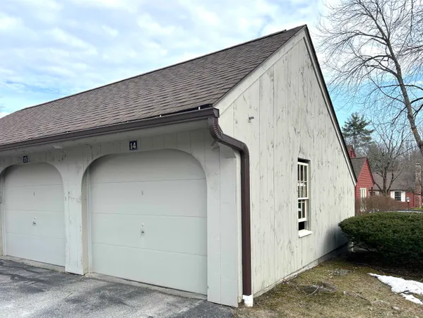 $365,000 | 14 Colonial Square, Unit 14, Peterborough, NH 03458