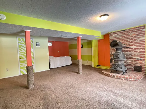 $365,000 | 14 Colonial Square, Unit 14, Peterborough, NH 03458