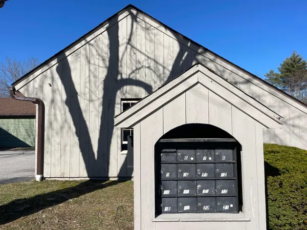 $365,000 | 14 Colonial Square, Unit 14, Peterborough, NH 03458