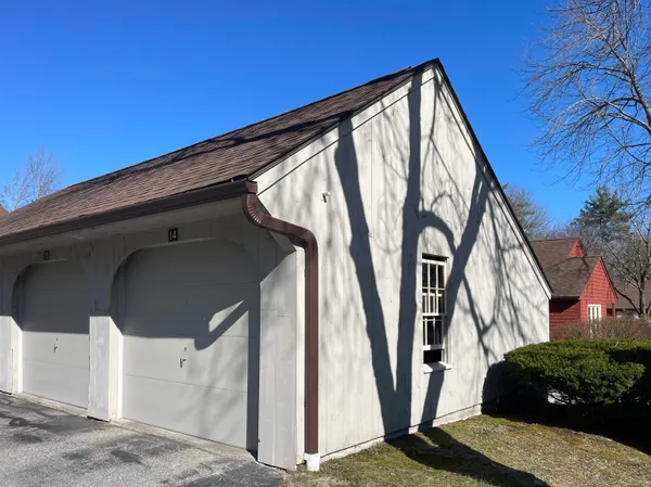 $365,000 | 14 Colonial Square, Unit 14, Peterborough, NH 03458