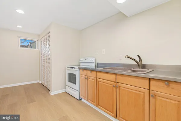 $649,990 | 13530 Vandalia Drive, Rockville, MD 20853