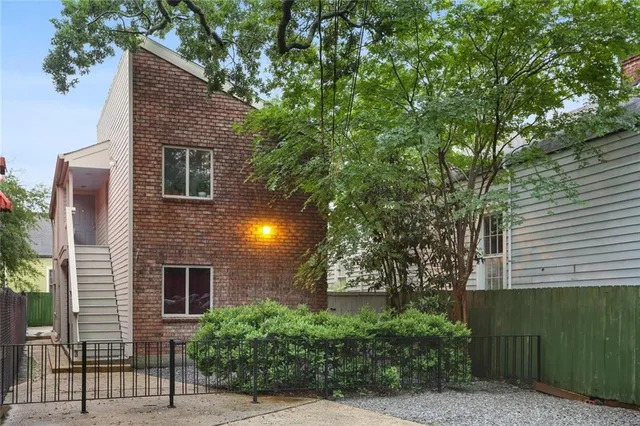 $1,000 | 750 Louisiana Avenue, Unit D, New Orleans, LA 70115