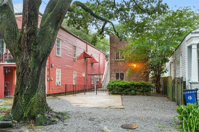 $1,000 | 750 Louisiana Avenue, Unit D, New Orleans, LA 70115