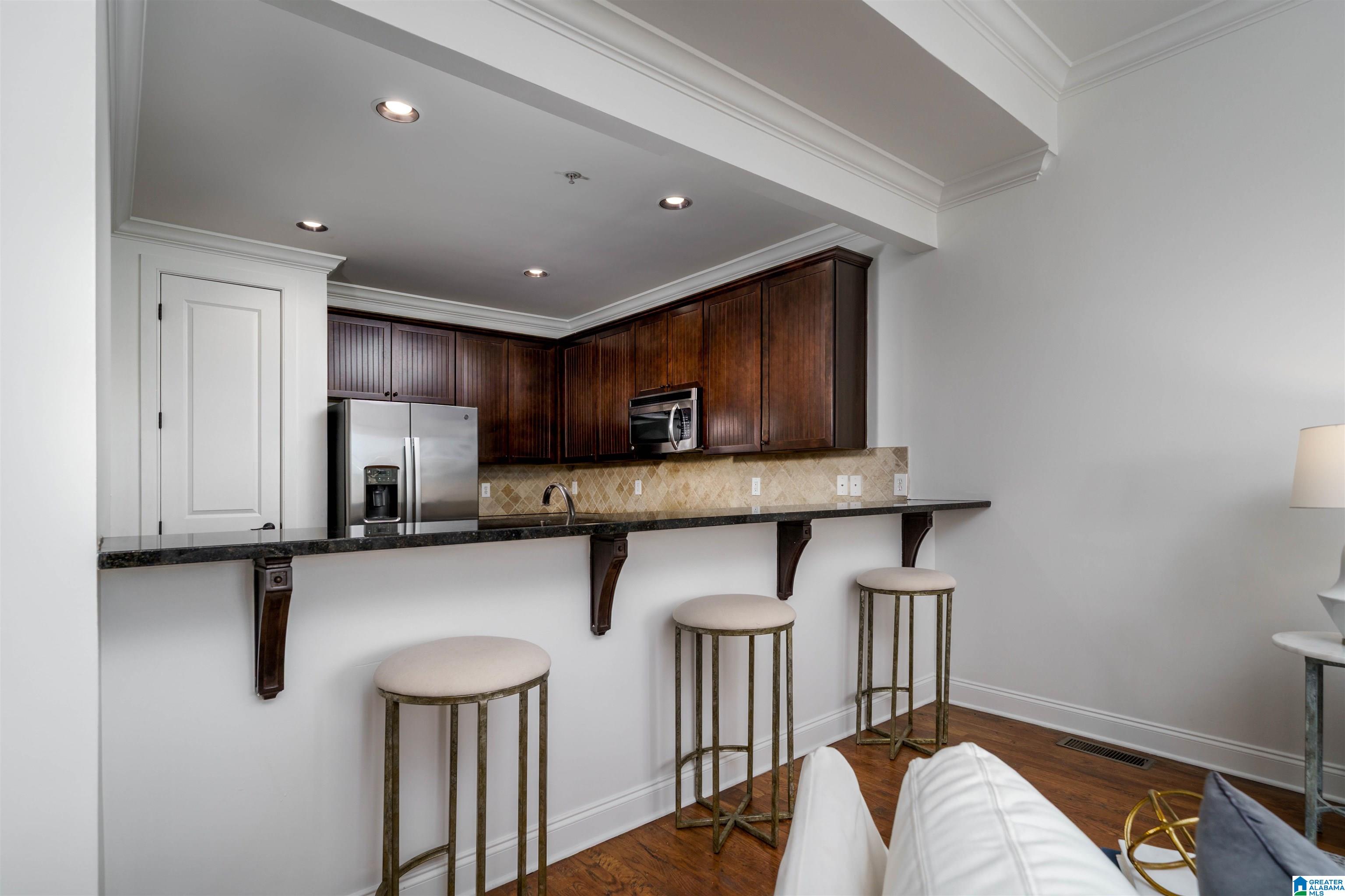 2054 Lancaster Road Homewood, AL 35209 - Photo 16 of 44 Gallery Image 16