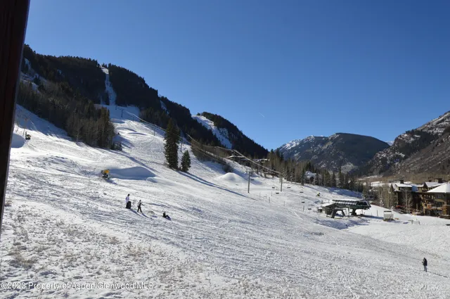 $45,000 | 197 Prospector Road, Unit 2205 WINTER INTEREST 4, Aspen, CO 81611