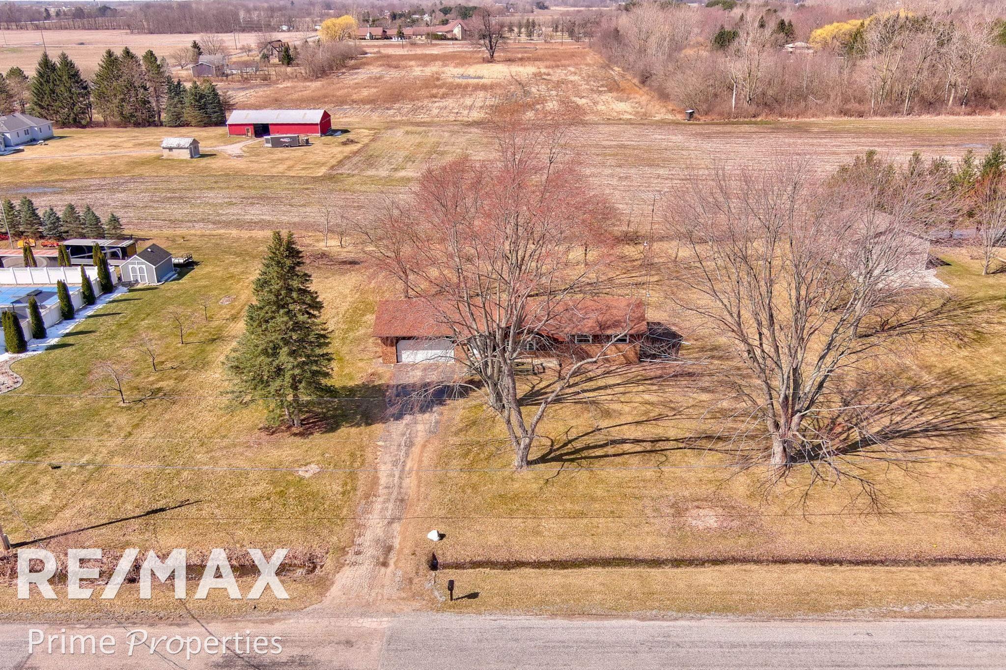 10900 Pagels Road Birch Run, MI 48415 - Photo 35 of 46 50103919-34.JPG