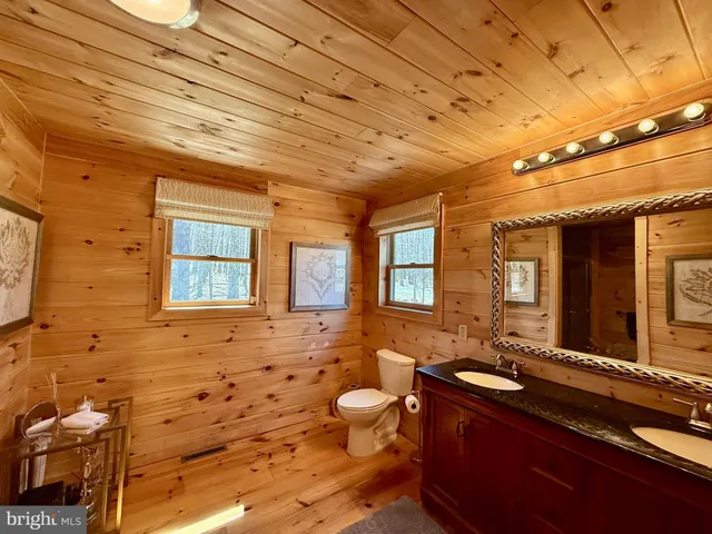 $589,000 | 45 Conyngham Drive, Hazleton, PA 18202