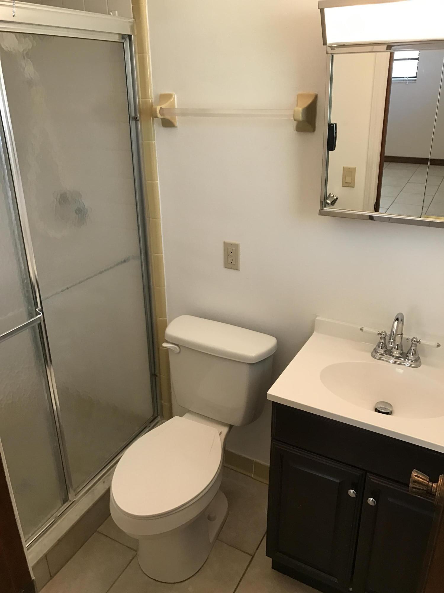 65 Raintree Drive Port Orange, FL 32127 - Photo 10 of 19 Master Bathroom