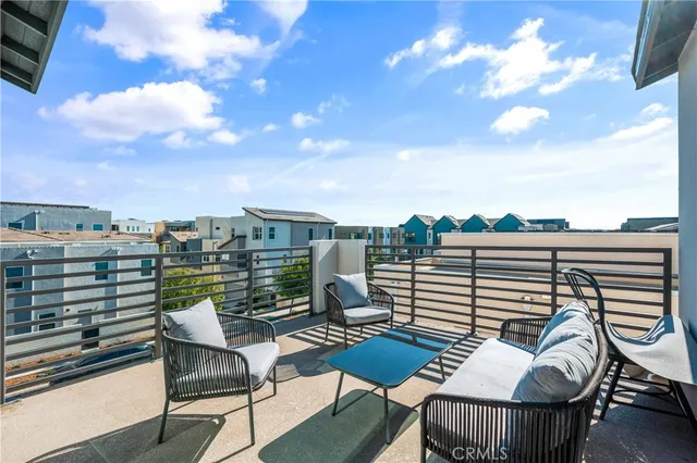 $3,880,000 | 105 Shear, Irvine, CA 92618