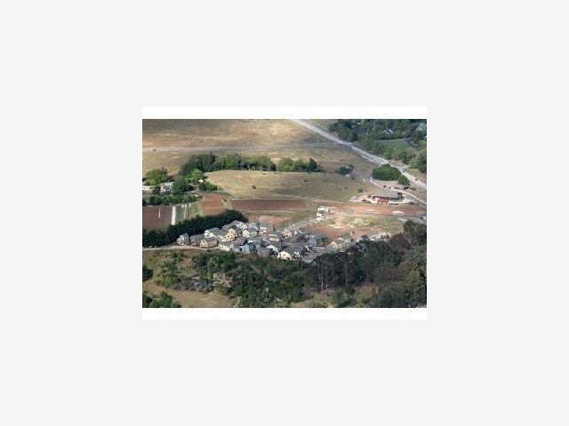 906 Ranch View Road Santa Cruz, CA 95064 - Photo 7 of 9 Gallery Image 7