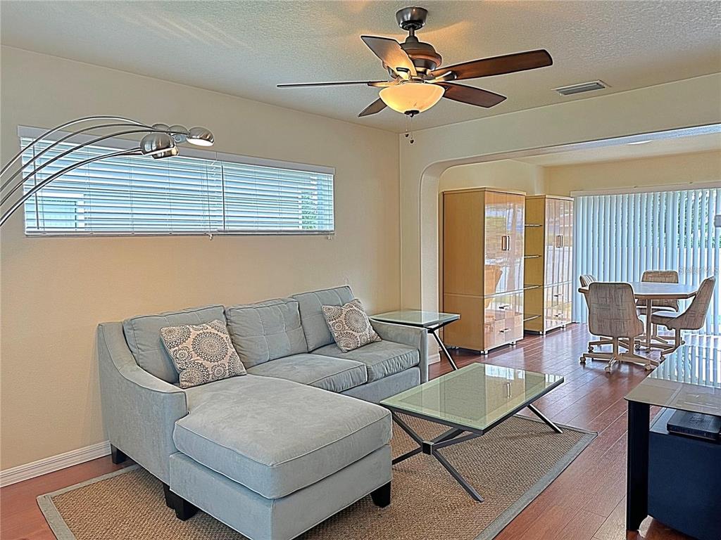 13129 Thoroughbred Loop Largo, FL 33773 - Photo 2 of 34