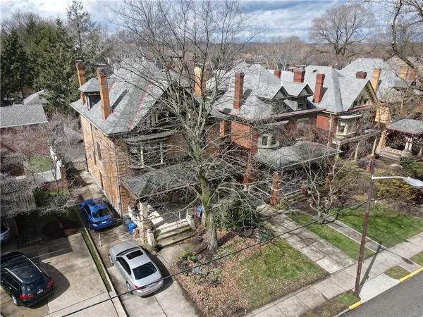 $4,800 | 1548 Shady Avenue, Pittsburgh, PA 15217