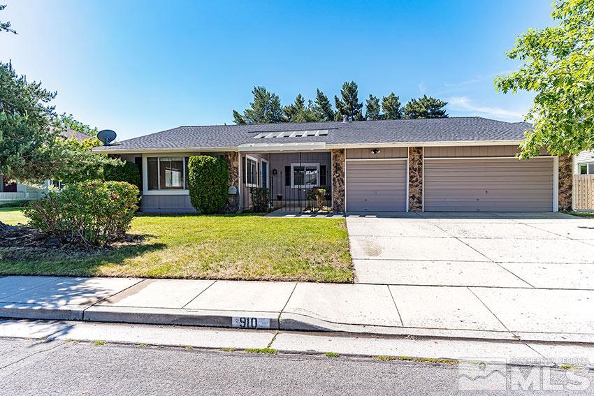 910 Pinebrook Road Reno, NV 89509 - Photo 1 of 26 Photo 1