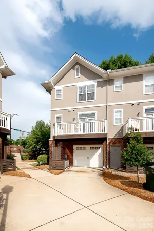 $3,200 | 206 South Cedar Street, Charlotte, NC 28202
