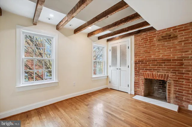 $839,000 | 903 11th Street Southeast, Washington, DC 20003