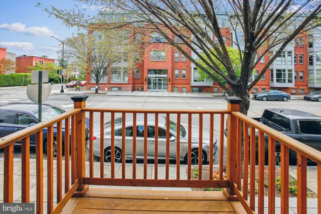 $839,000 | 903 11th Street Southeast, Washington, DC 20003