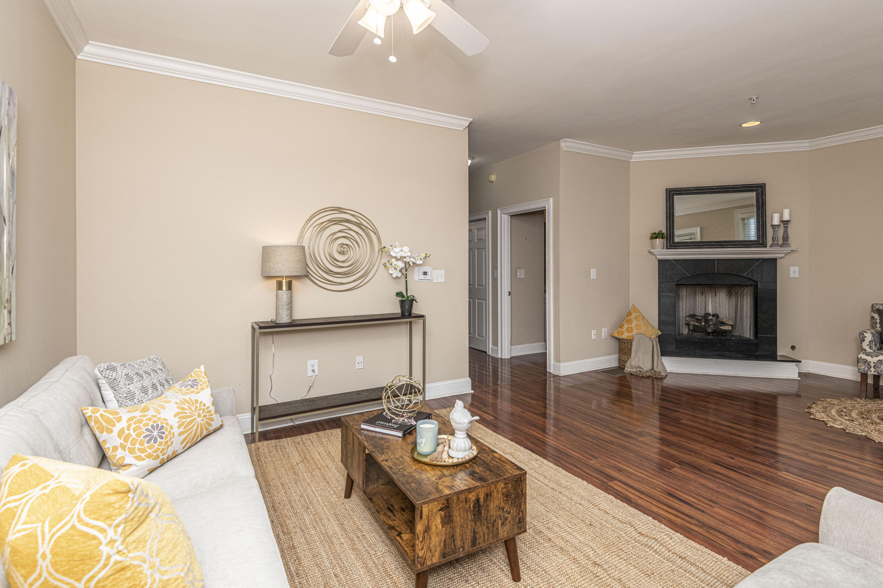 498 Albemarle Road, Unit 104 Charleston, SC 29407 - Photo 5 of 48 DSC_5291 - Copy - Copy - Copy