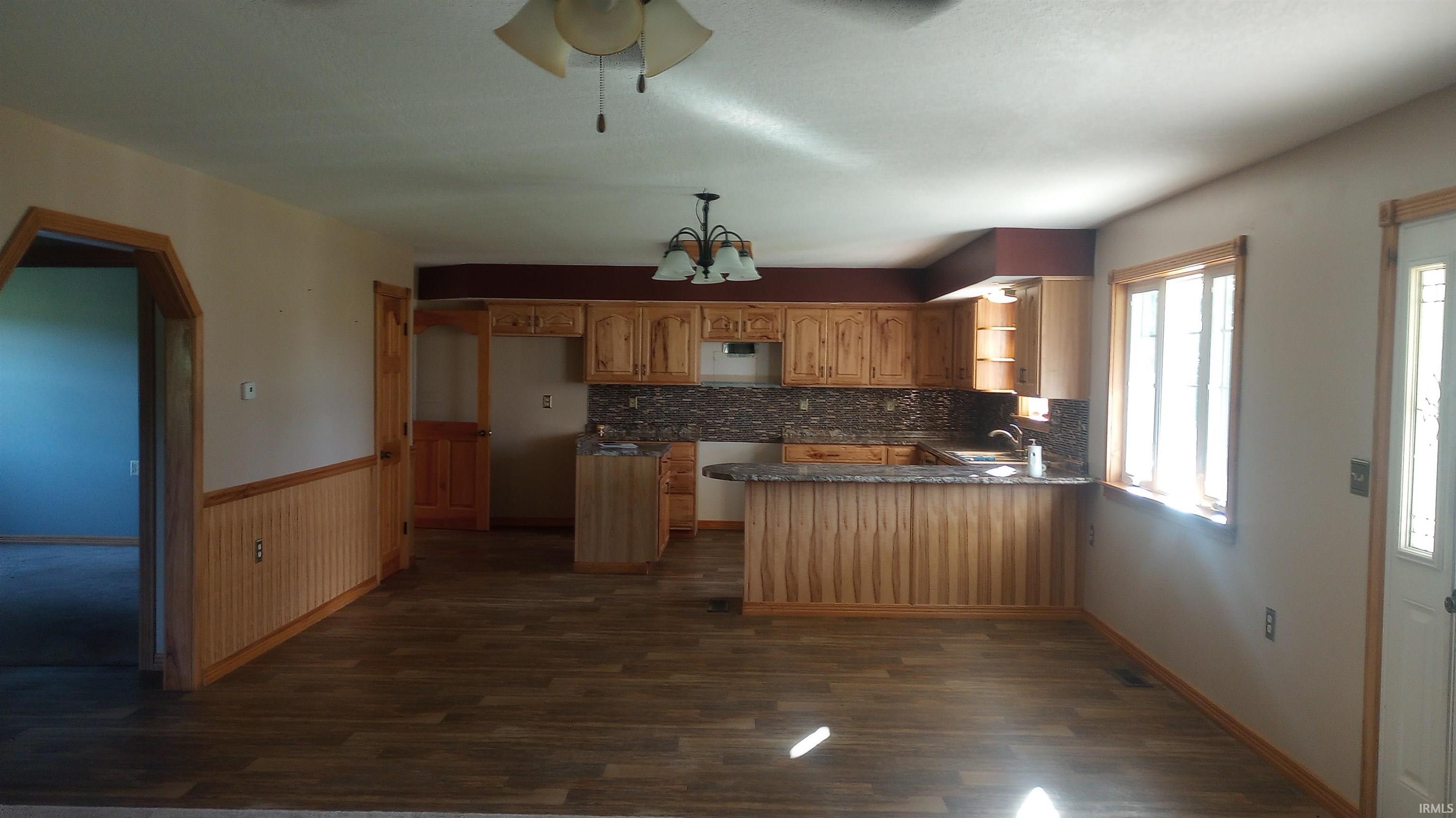 2219 Loudermilk Road Vincennes, IN 47591 - Photo 6 of 46