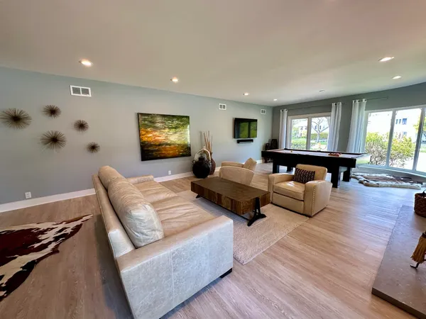 $6,500 | 4515 North Lake Drive, Whitefish Bay, WI 53211