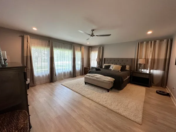 $6,500 | 4515 North Lake Drive, Whitefish Bay, WI 53211